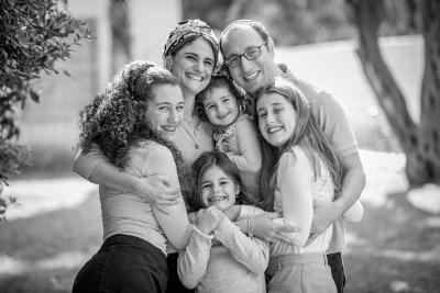 Meet Tanya (Wiesenberg) White – Bat Zion Graduate (5758)